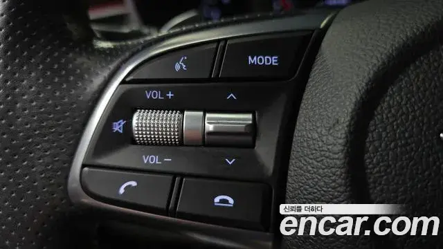 Genesis G70 2018 — ფოტო 8/34