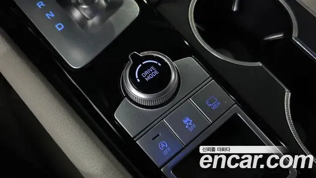 Genesis G70 2018 — ფოტო 26/34