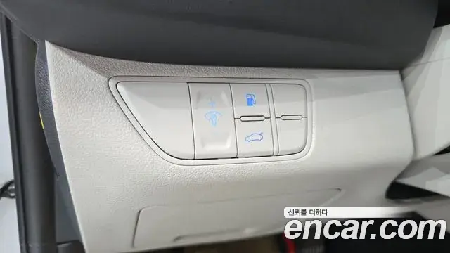 Genesis G70 2018 — ფოტო 19/34