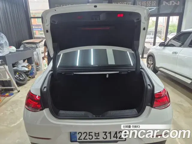 Mercedes-Benz CLS-Class 2022 — Şəkil 9/17
