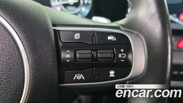 Kia Sportage 2022 — Фото 15/20