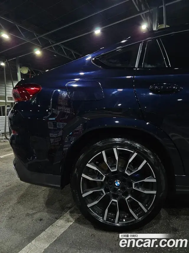 BMW X6 2025 — Photo 7/10