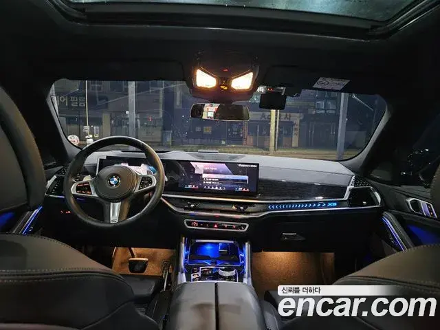 BMW X6 2025 — Photo 10/10