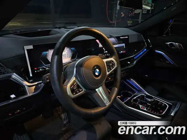 BMW X6 2025 — Photo 2/10