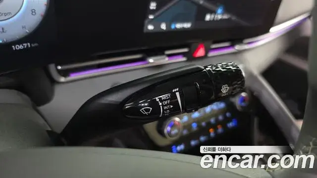 Hyundai The New Avante Hybrid 2023 — ფოტო 31/31