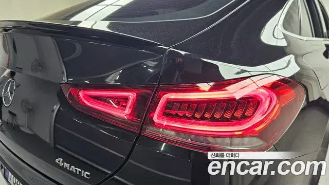 Mercedes-Benz GLE-Class 2023 — ფოტო 8/35