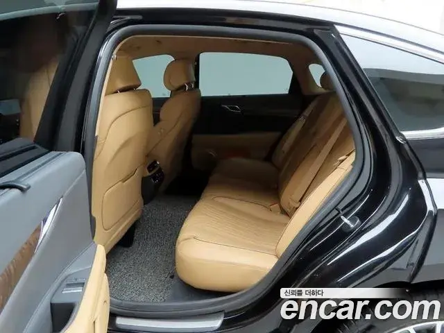 Genesis G80 2023 — ფოტო 7/20