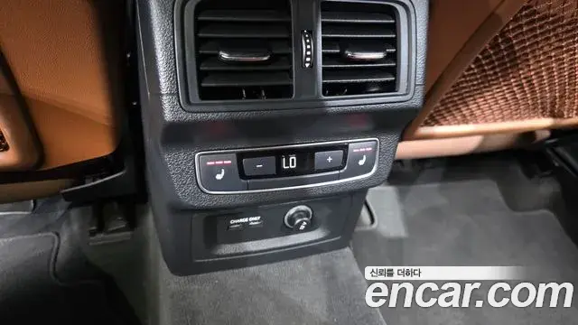 Audi Q5 2021 — Фото 18/20