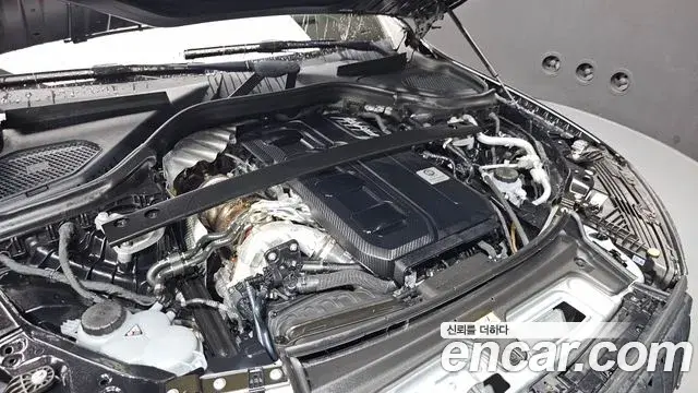 Mercedes-Benz GLC-Class 2024 — Photo 12/38