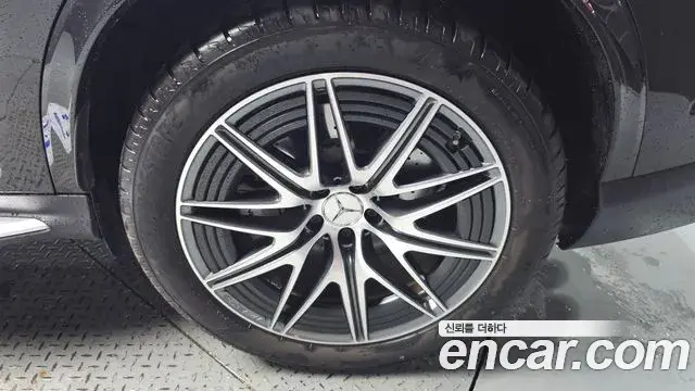 Mercedes-Benz GLC-Class 2024 — Photo 31/38