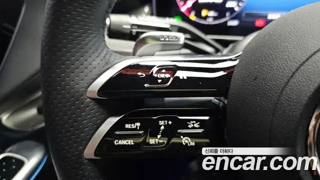 Mercedes-Benz GLC-Class 2024 — Photo 4/38