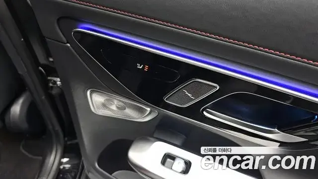 Mercedes-Benz GLC-Class 2024 — Photo 18/38