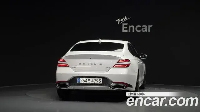 Genesis G70 2023 — Şəkil 29/32