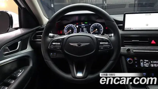 Genesis G70 2023 — Şəkil 17/32