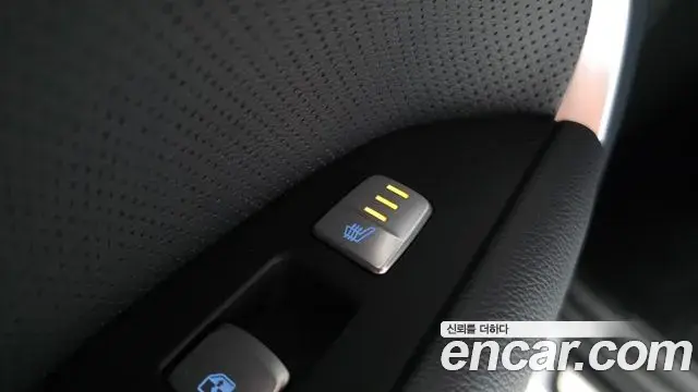 Genesis G70 2023 — Şəkil 19/32