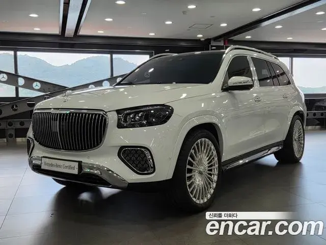 Mercedes-Benz GLS-Class 2025 — Photo 2/20