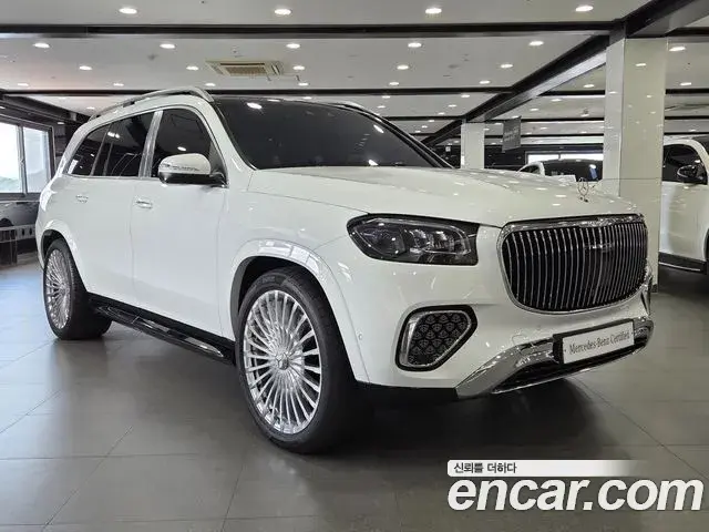 Mercedes-Benz GLS-Class 2025 — Photo 9/20
