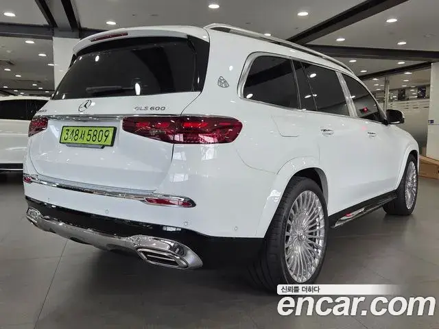 Mercedes-Benz GLS-Class 2025 — Photo 4/20