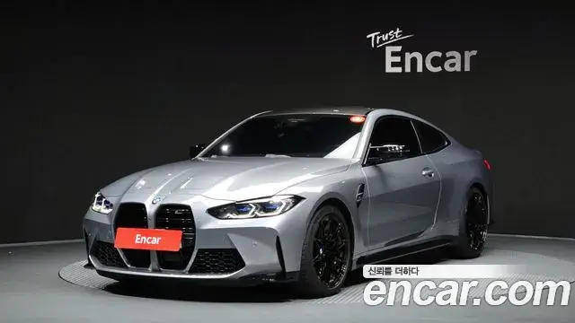 BMW M4 2023 — Фото 1/20