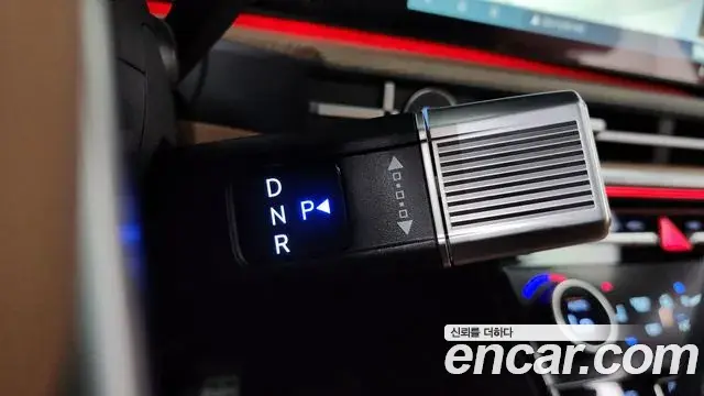 Hyundai Santa Fe 2024 — ფოტო 14/35