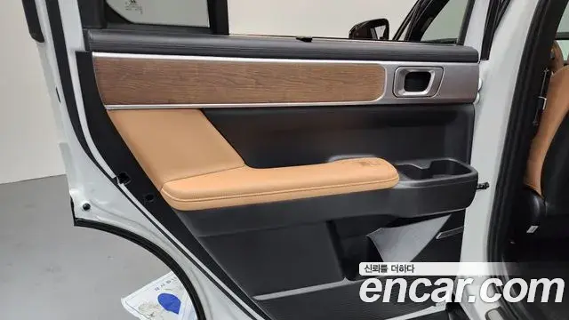Hyundai Santa Fe 2024 — ფოტო 16/35