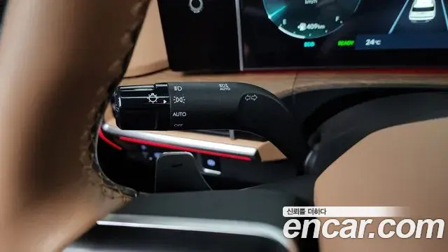 Hyundai Santa Fe 2024 — ფოტო 19/35