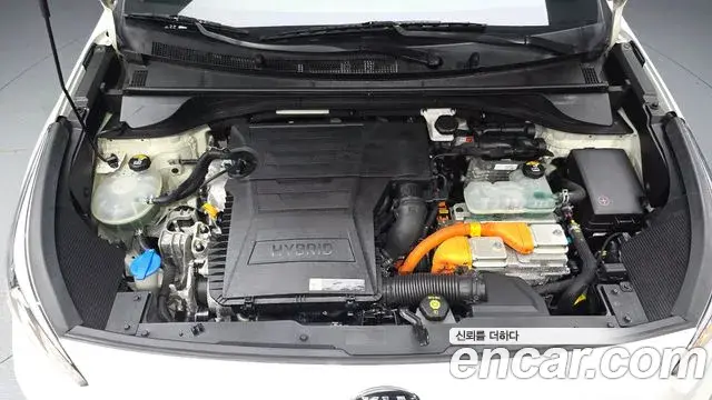 Kia Niro 2020 — ფოტო 30/30