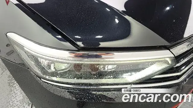 Volkswagen Passat GT 2021 — Photo 17/31