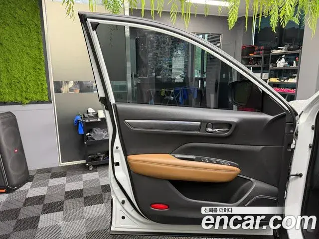 Renault Samsung QM6 2022 — ფოტო 7/12
