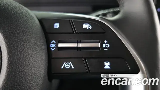Hyundai Staria 2025 — Фото 17/20