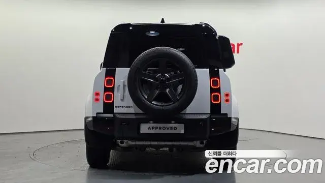 Land Rover Defender 2026 — Şəkil 11/20