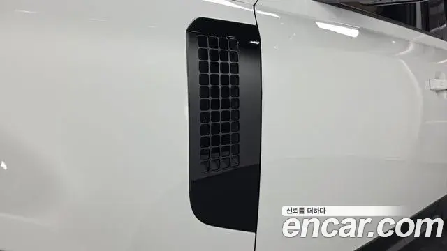 Land Rover Defender 2026 — Şəkil 5/20