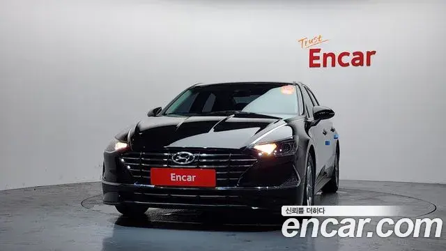 Hyundai Sonata Hybrid 2022 — Şəkil 8/29