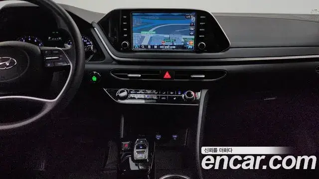 Hyundai Sonata Hybrid 2022 — Şəkil 6/29