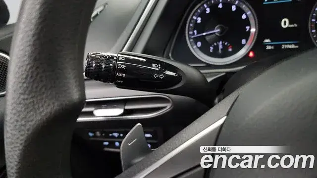Hyundai Sonata Hybrid 2022 — Şəkil 26/29
