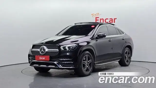 Mercedes-Benz GLE-Class 2021 — Фото 1/20