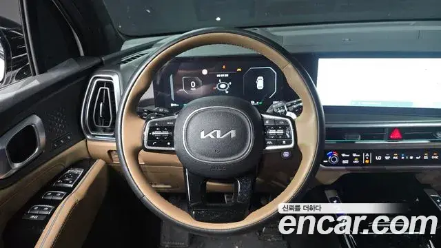 Kia Sorento 2024 — Фото 13/20