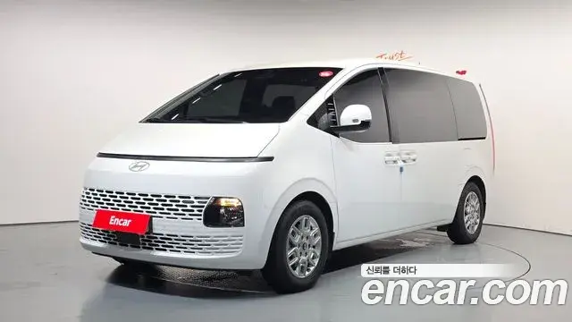 Hyundai Staria 2024 — Фото 1/20
