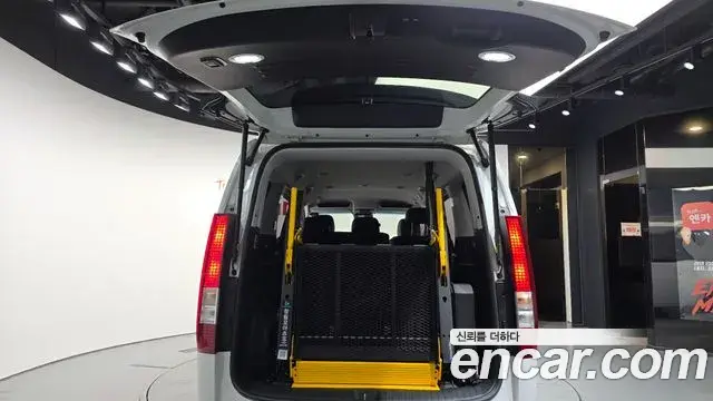 Hyundai Staria 2024 — Фото 20/20