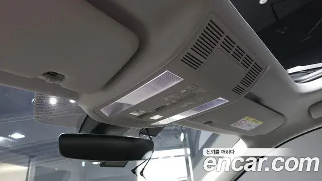 Volkswagen Touareg 2023 — Photo 23/30