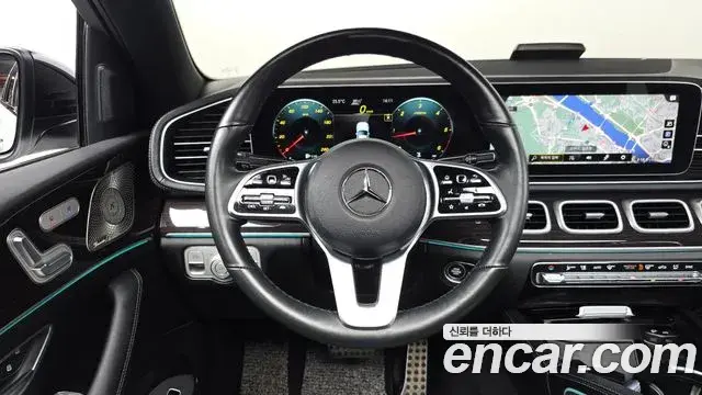 Mercedes-Benz GLE-Class 2022 — Photo 14/35