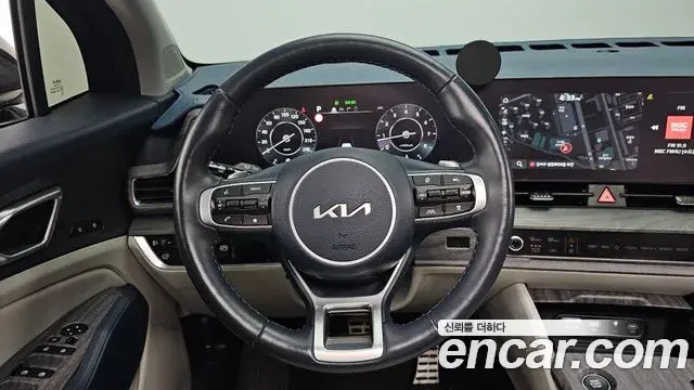 Kia Sportage 2024 — Фото 13/20