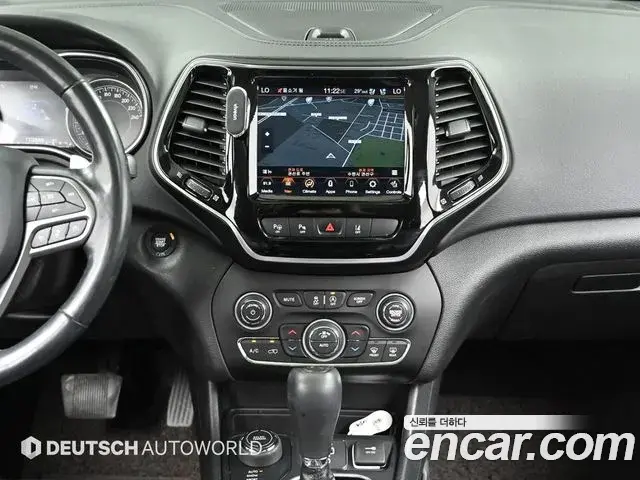 Jeep Cherokee 2021 — Photo 9/20