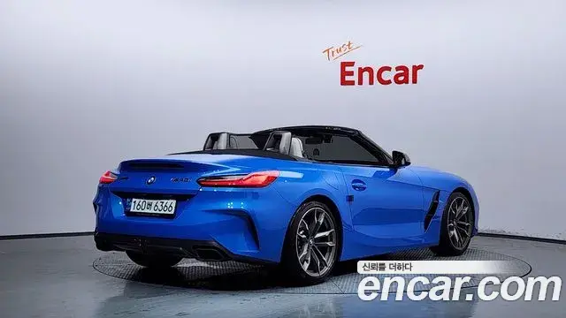 BMW Z4 2021 — Фото 2/20