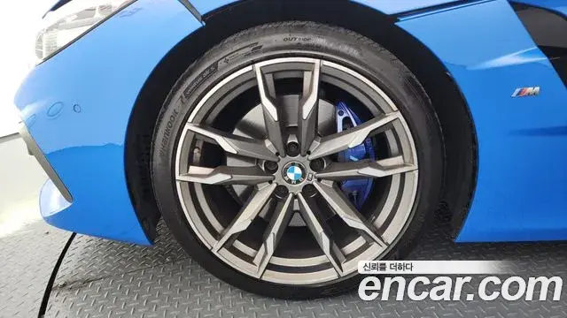 BMW Z4 2021 — Фото 5/20