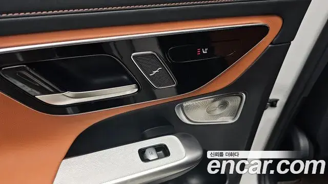 Mercedes-Benz GLC-Class 2025 — Фото 19/20