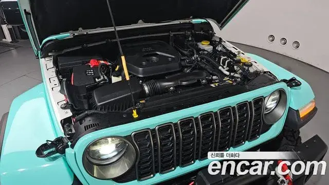 Jeep Wrangler 2021 — Şəkil 4/33