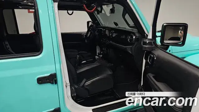Jeep Wrangler 2021 — Şəkil 5/33