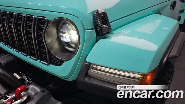 Jeep Wrangler 2021 — Şəkil 20/33