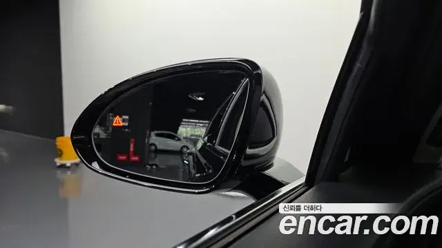 Genesis G80 2023 — Photo 14/30